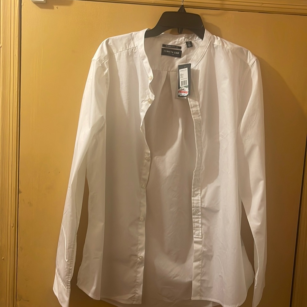 White Kenneth Cole newyork banded collar button down shirt, large